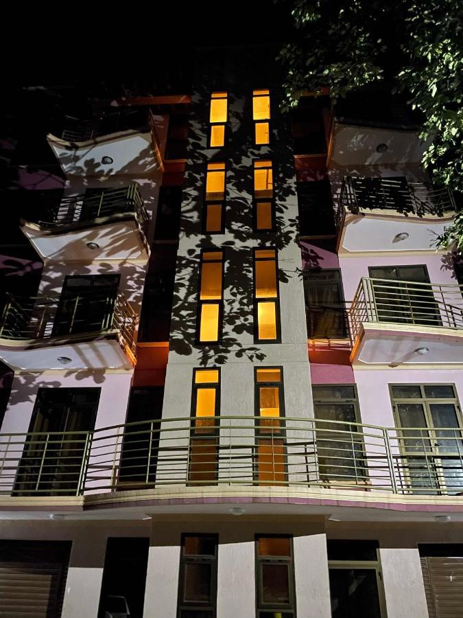 Jaffa Suites Kampala Esterno foto