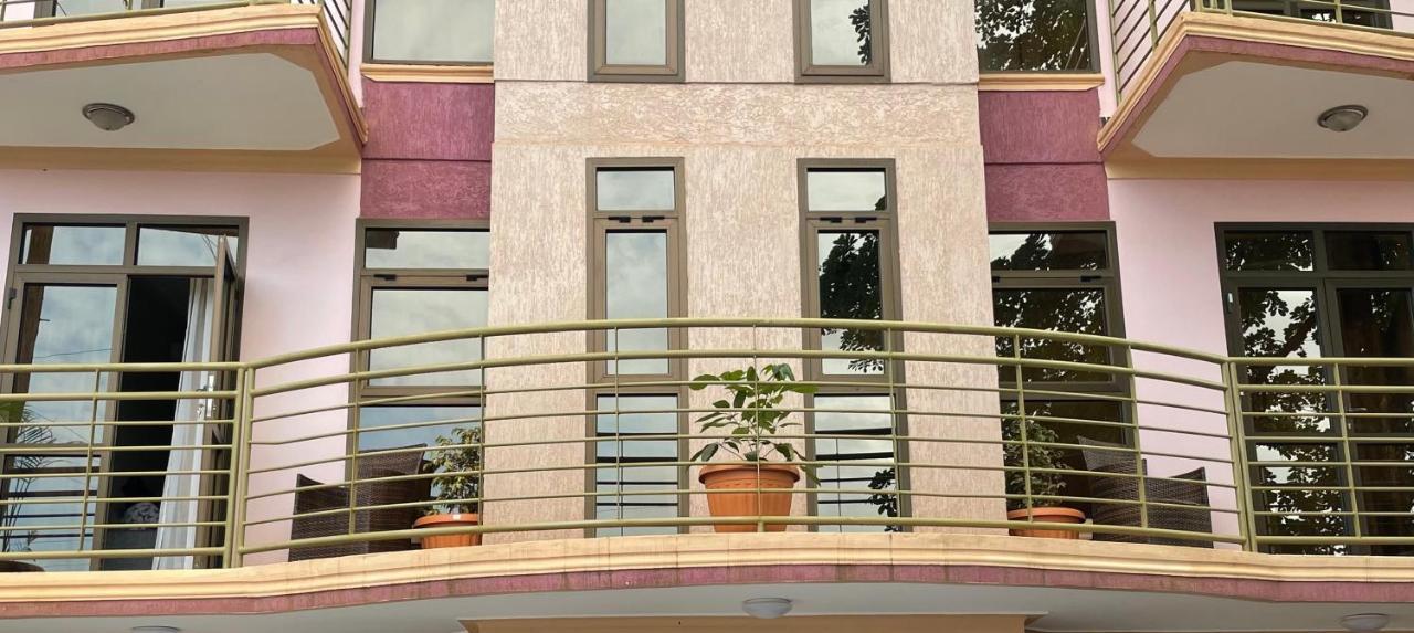 Jaffa Suites Kampala Esterno foto